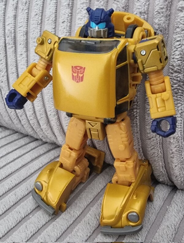 Transformers Legacy Buzzworthy Bumblebee Creatures Collide 4 Pack Image  (2 of 30)